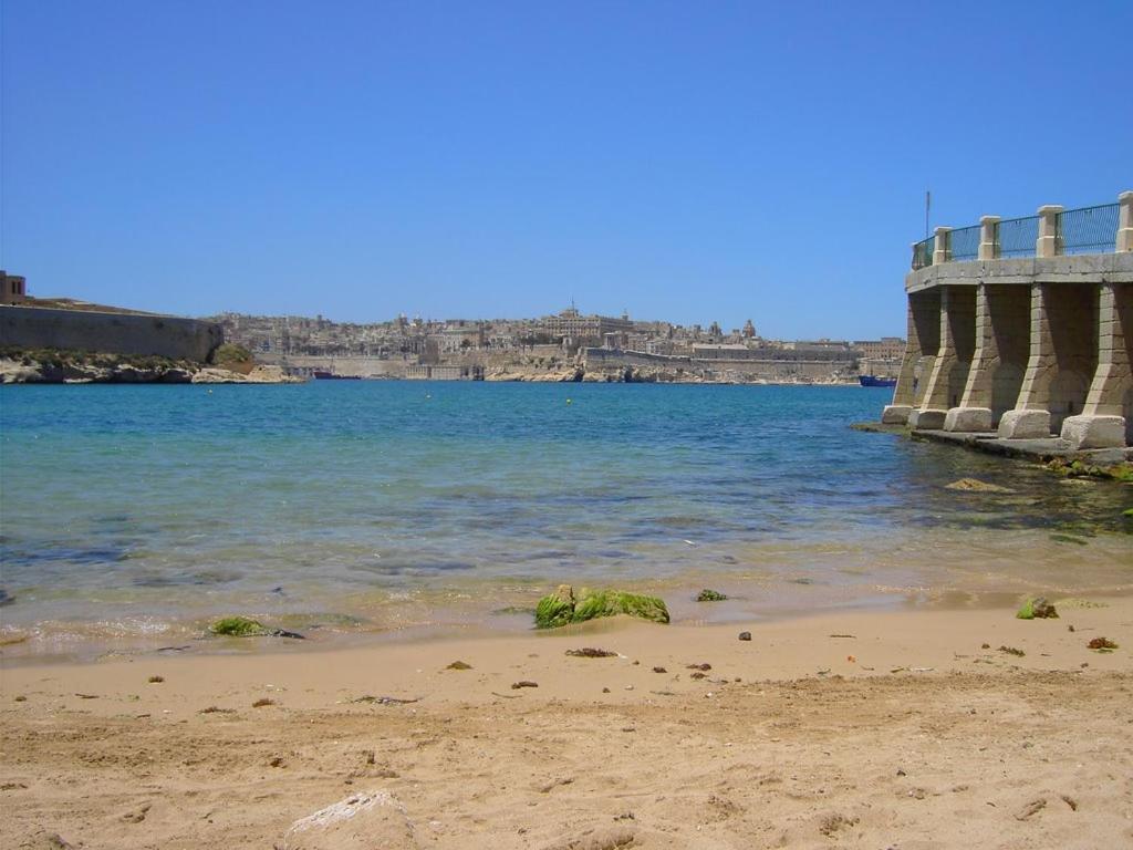 Kalkara Cosy 2 Bedroom Maisonette المظهر الخارجي الصورة