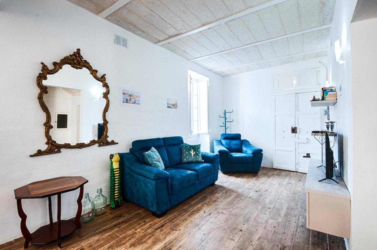 Kalkara Cosy 2 Bedroom Maisonette المظهر الخارجي الصورة